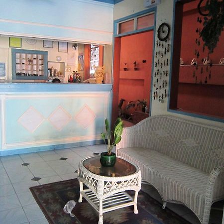 Coastal Inn Dumaguete City Exterior foto